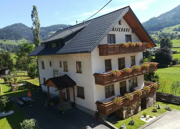 Lasserhof بيت ضيافة 3*